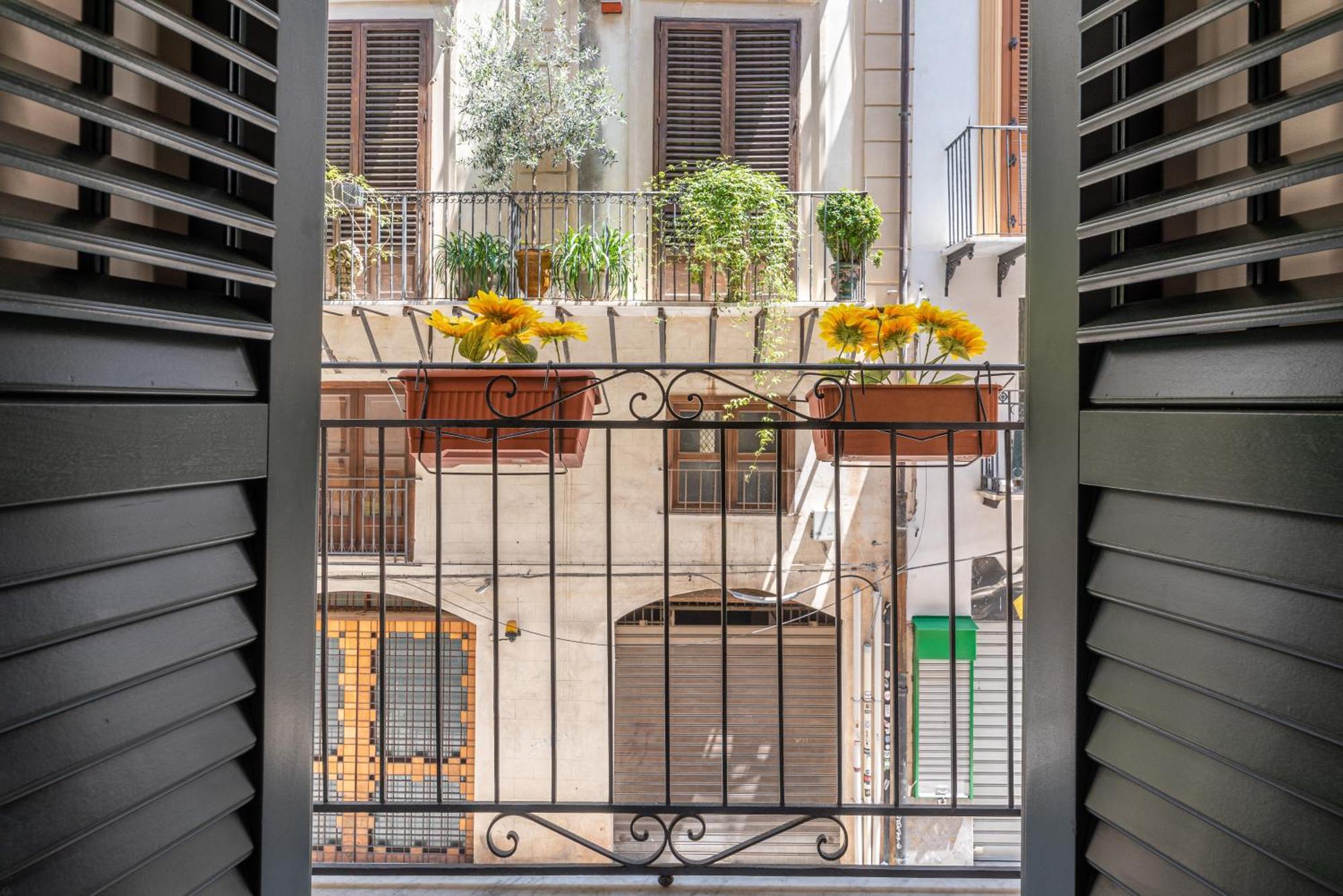 Good Vibes Apartment Nel Centro Storico Palermo Ngoại thất bức ảnh